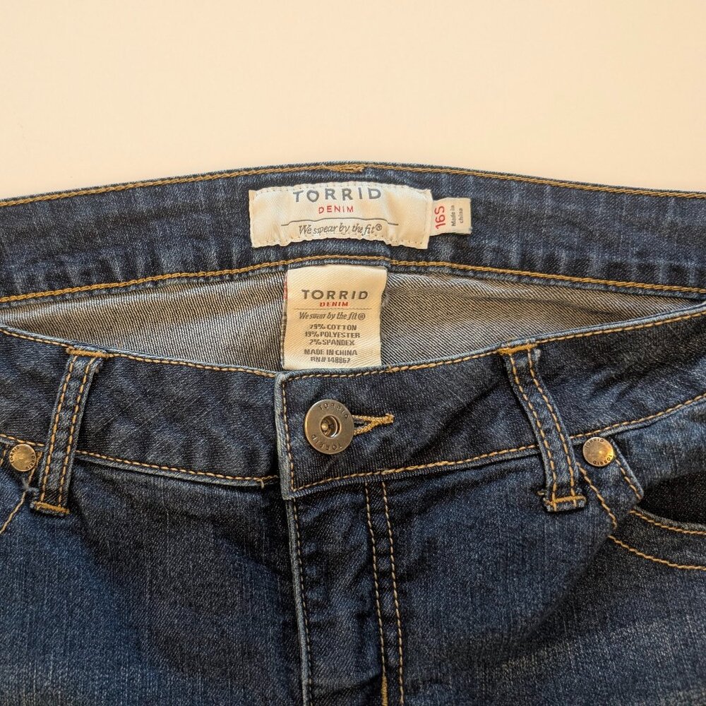 Torrid 16S skinny jeans